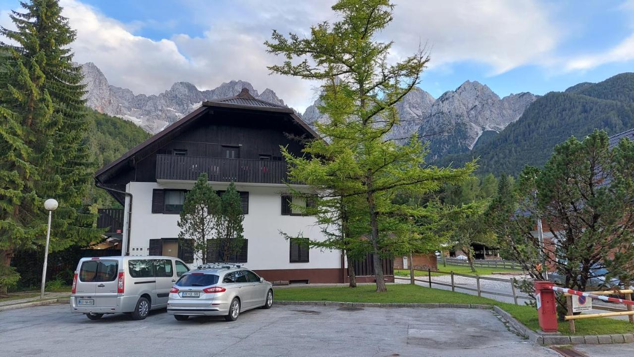 Apartma Marjetica Gozd Martuljek Kültér fotó
